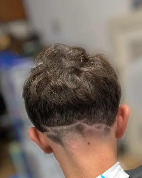 Disegno sulla nuca – taglio uomo StreetBarber