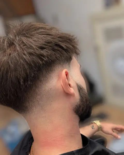 Taper fade e barba sfumata – taglio uomo StreetBarber